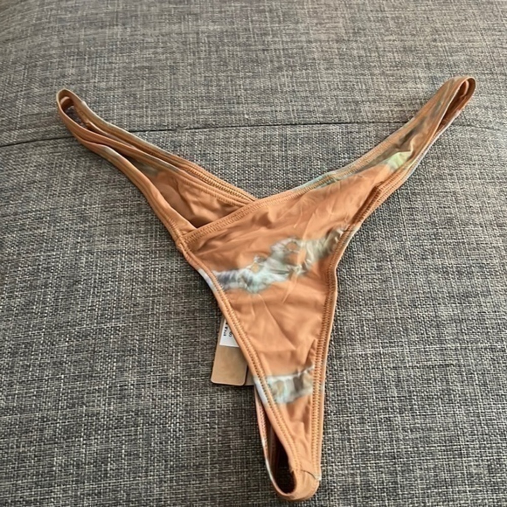 Skims Jelly Sheer Thong